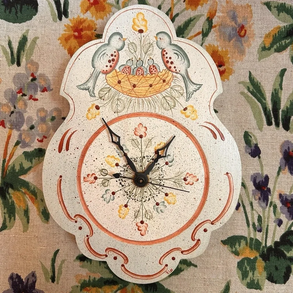 VTG Hand-Painted Rosemaling Blue Birds Floral Wood Clock TESTED WORKS Signed Lee
